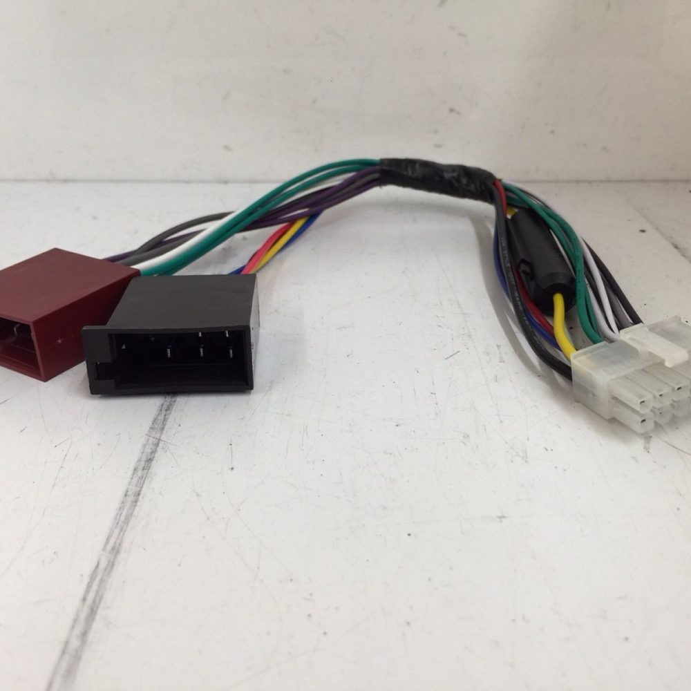 Chinese Unbranded Car Radio Stereo 12 Pin White ISO Connector FITTING SERVICE 