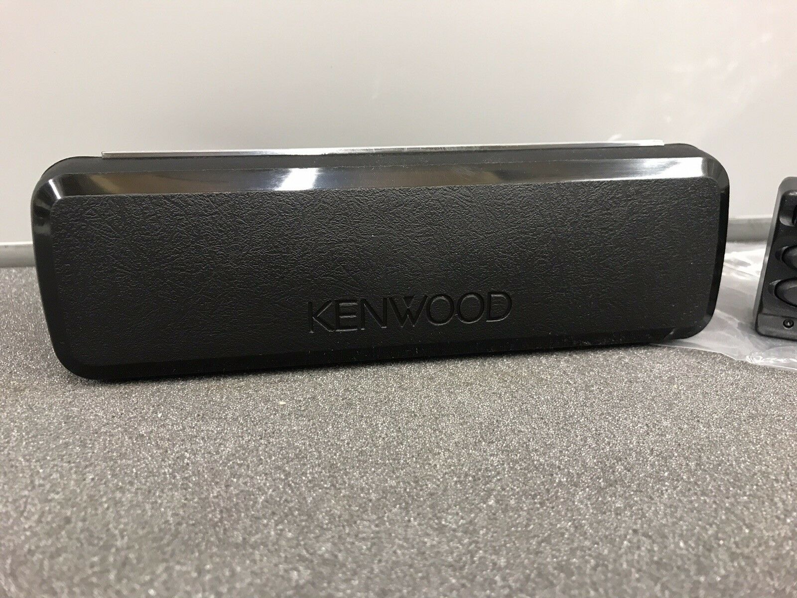 Kenwood Krc-479r Brand New Genuine Face Front Panel Flip Off Facia Krc479r