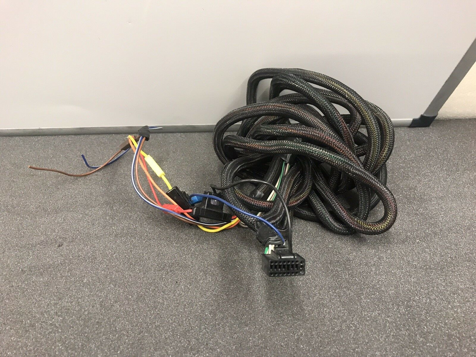 Kenwood Kvt Hideaway Unit 5 metre new lead wiring Power Speaker Harness lead