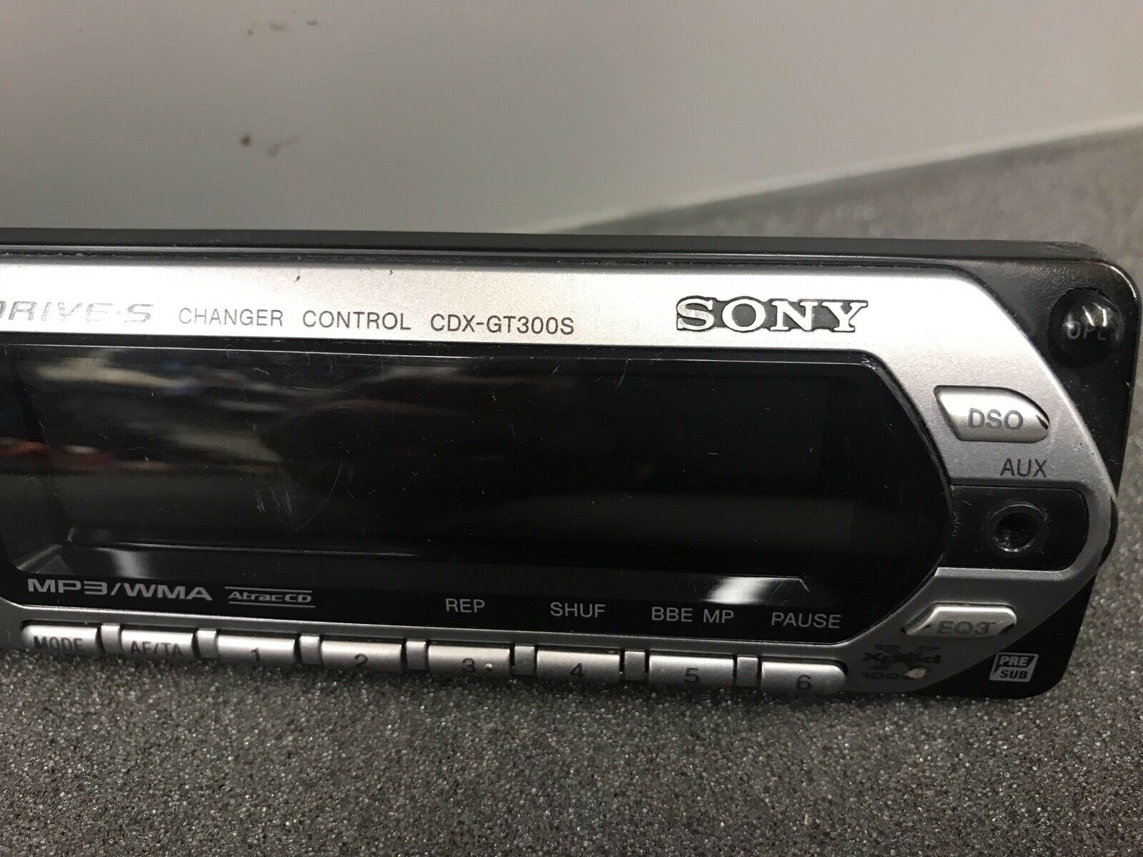 Sony Cdx-Gt300s Xplod Car Radio Stereo Face Front Panel complete Cdxgt300s