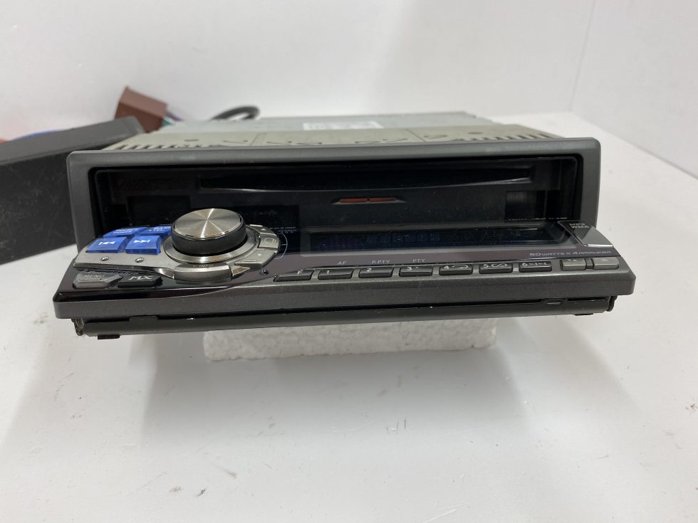 Alpine Car Radio Stereo Cd Mp3 Player Model Cda9831r Retro 00's