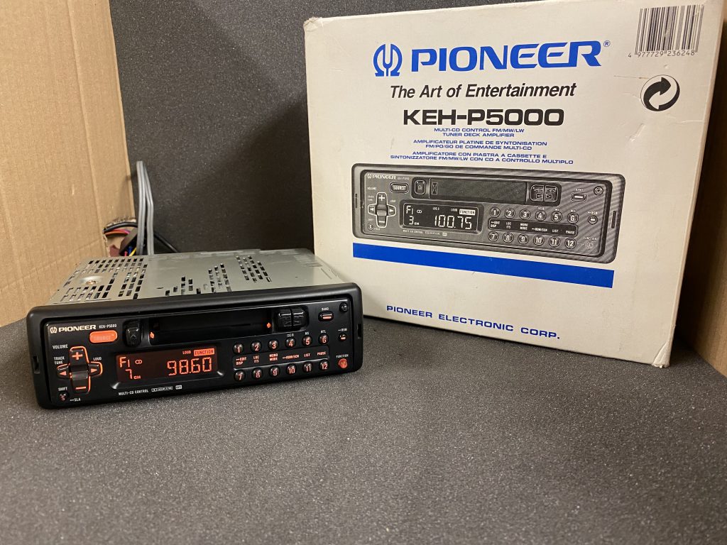 Pioneer Keh-P5000 old car radio cassette player with Cd