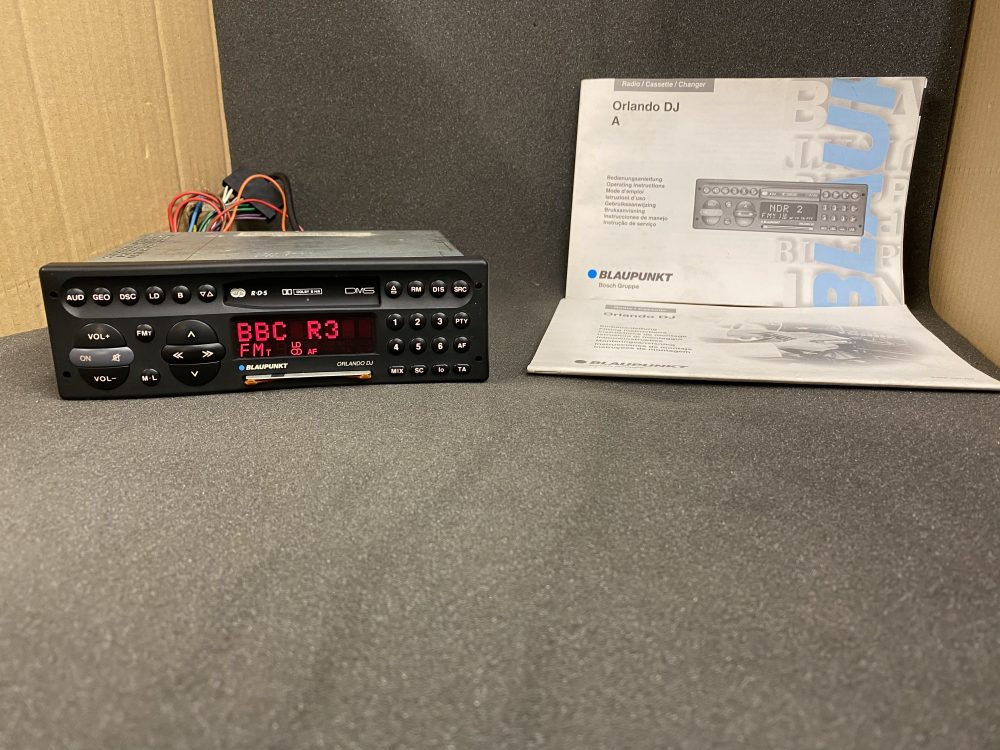 Blaupunkt Orlando Dj old car radio cassette player With changer Control