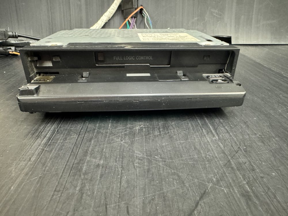 Toyota Tsn-5475 Oem car radio cassette head unit Rare Dsp Japanese Model - Image 3