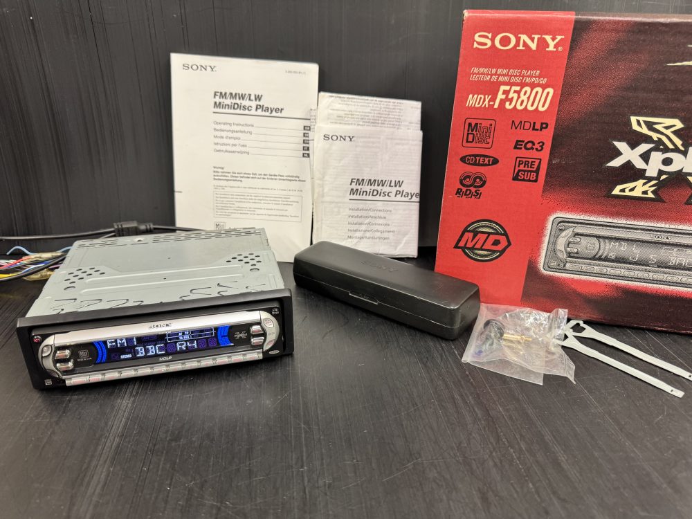 Sony Mdx-F5800 Car Radio Stereo Mdlp Mini-Disc Player boxed