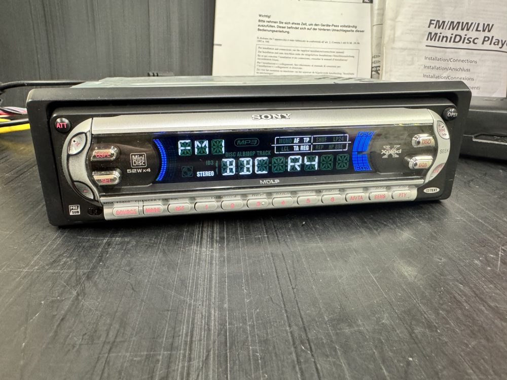 Sony Mdx-F5800 Car Radio Stereo Mdlp Mini-Disc Player boxed - Image 3