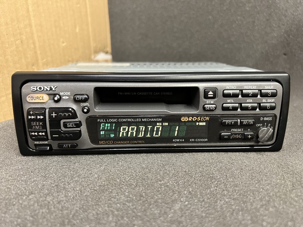 Sony Car Radio Cassette Player + Cd Changer Control XrC5100r old