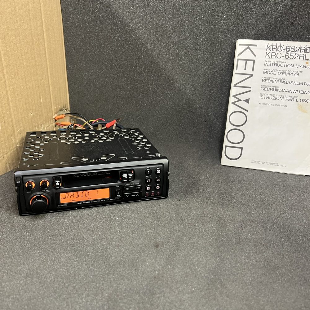Kenwood Krc-652RL  old car radio cassette player Pull out type