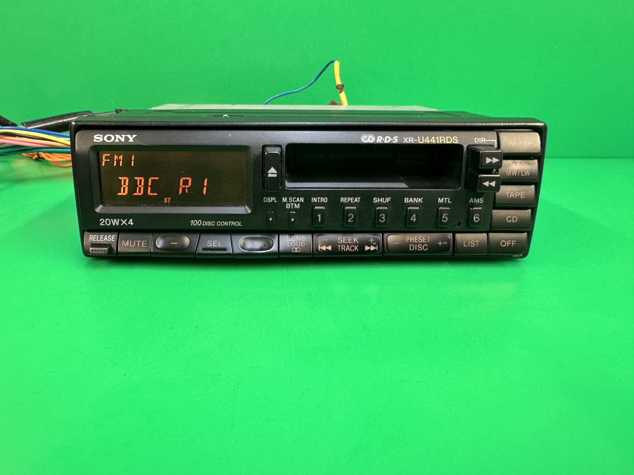Sony Car Radio Cassette Player + Cd Changer Control Xr-U441RDS old Classic