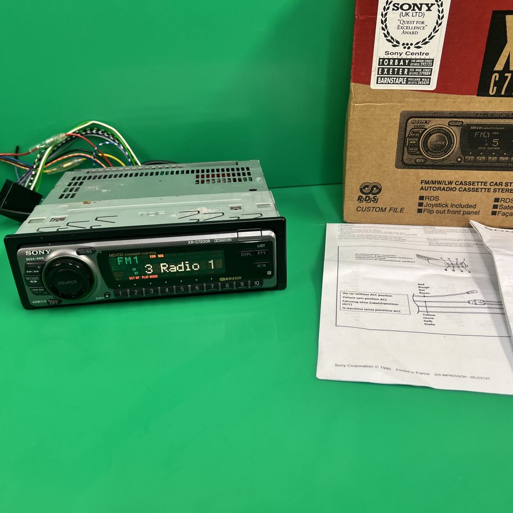 Old Classic 90's Sony Car Radio Cassette Player + Cd Changer Control Xr-C7200r boxed