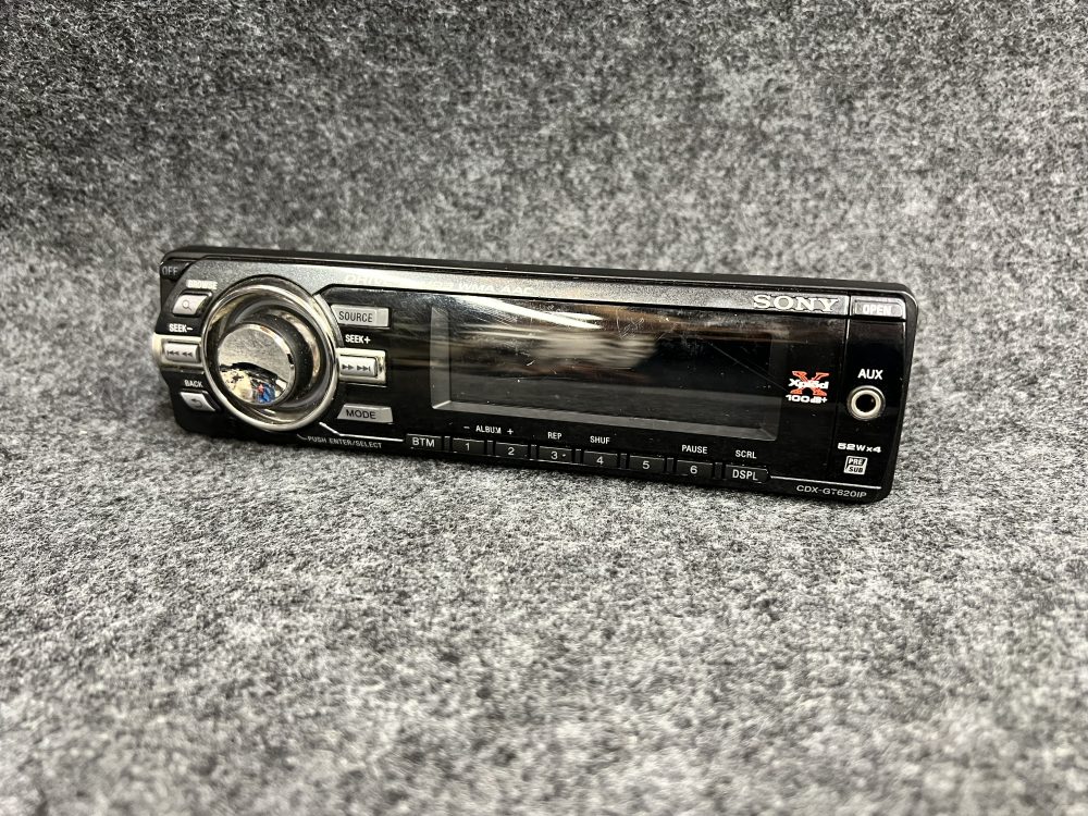 Sony Cdx-Gt620ip Xplod Car Radio Stereo Face Front Panel complete Cdxgt620ip