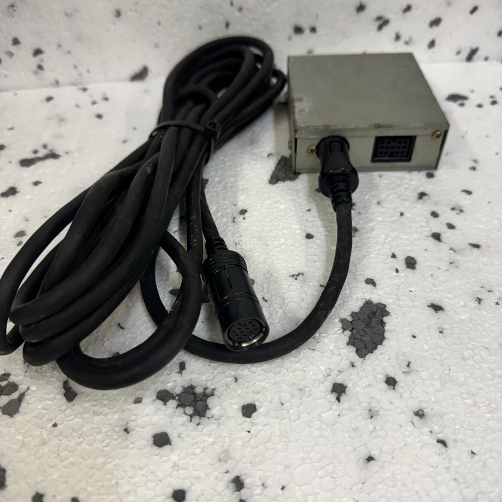 Kenwood Genuine Cd changer adaptor old version to 13 pin