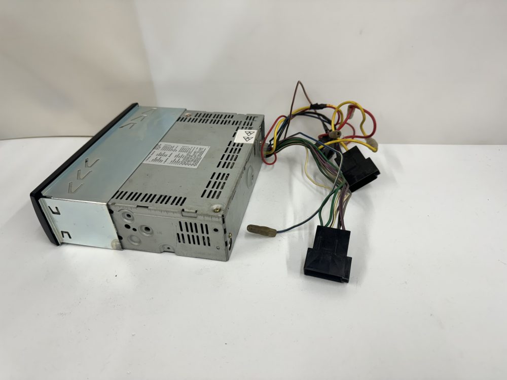 Alpine Car Radio Stereo Cd Player Model Cde-7855rb - Image 4