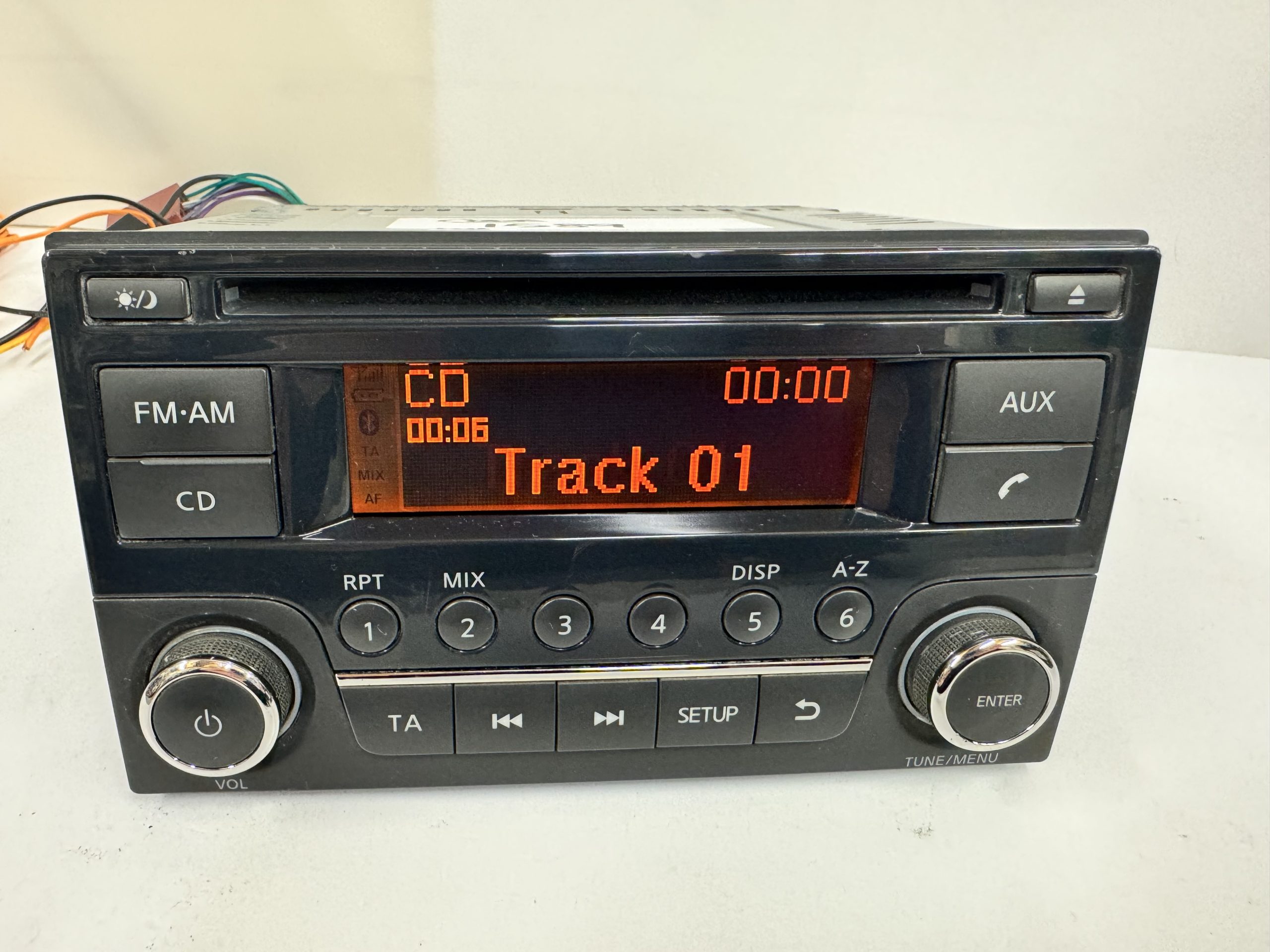 Nissan Qashqai Juke AGC 0071RF car radio stereo CD player with code