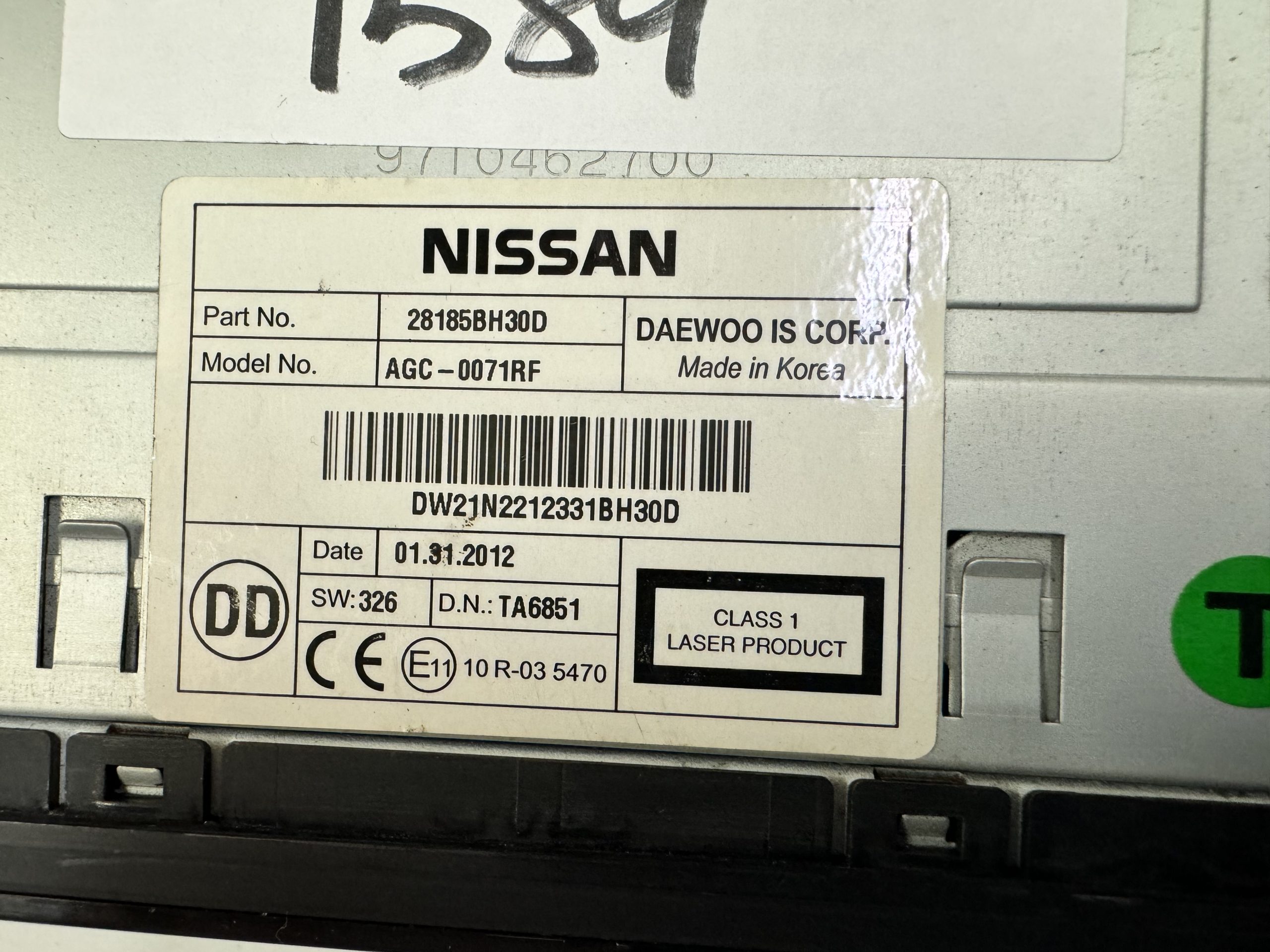 Nissan Qashqai Juke AGC 0071RF car radio stereo CD player with code