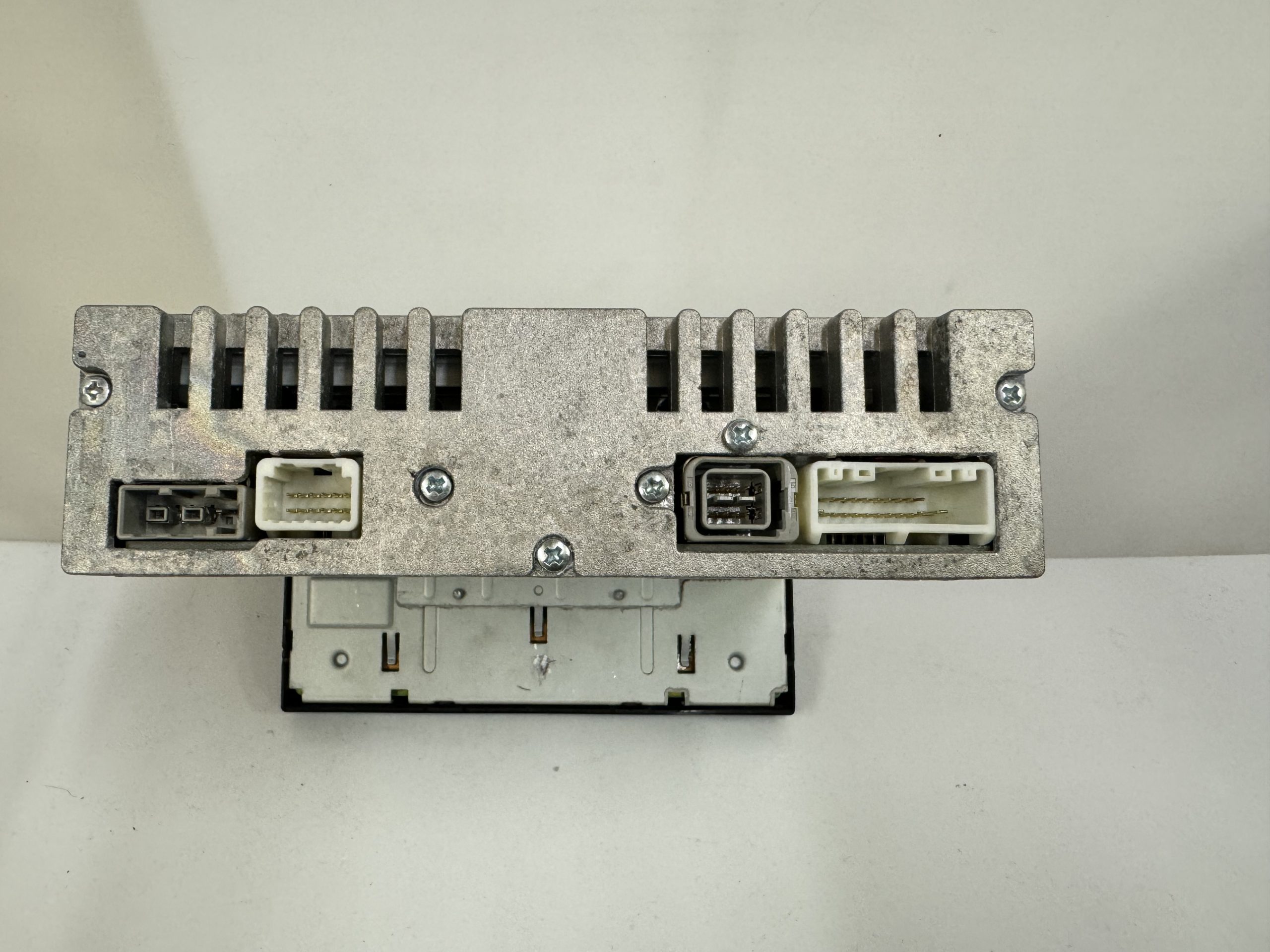 Nissan Qashqai Juke AGC 0071RF car radio stereo CD player with code