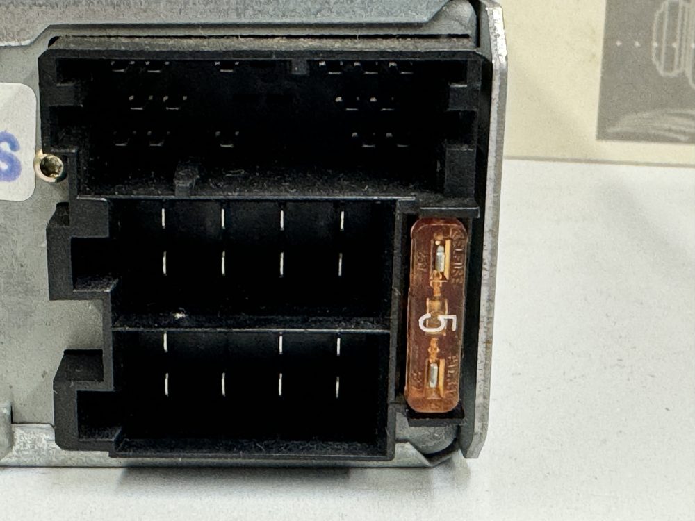 Grundig 5101 Rds Infomat car radio cassette player With changer Control - Image 8