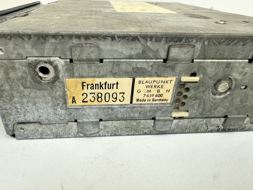 Blaupunkt Frankfurt old car radio player spindle type chrome bezel - Image 3