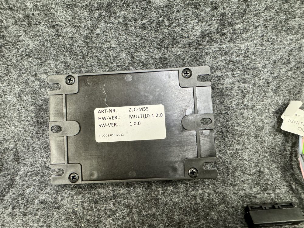 MULTIMEDIA-INTERFACE AUDI MIMI with Hard Disc Navigation adaptor - Image 4