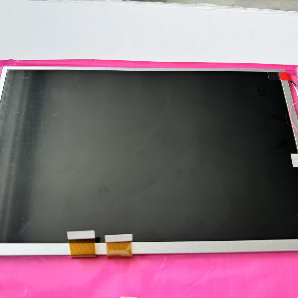 Innolux AT102TN03 V.8 10.2" 800×480 Resolution LCD Screen Panel