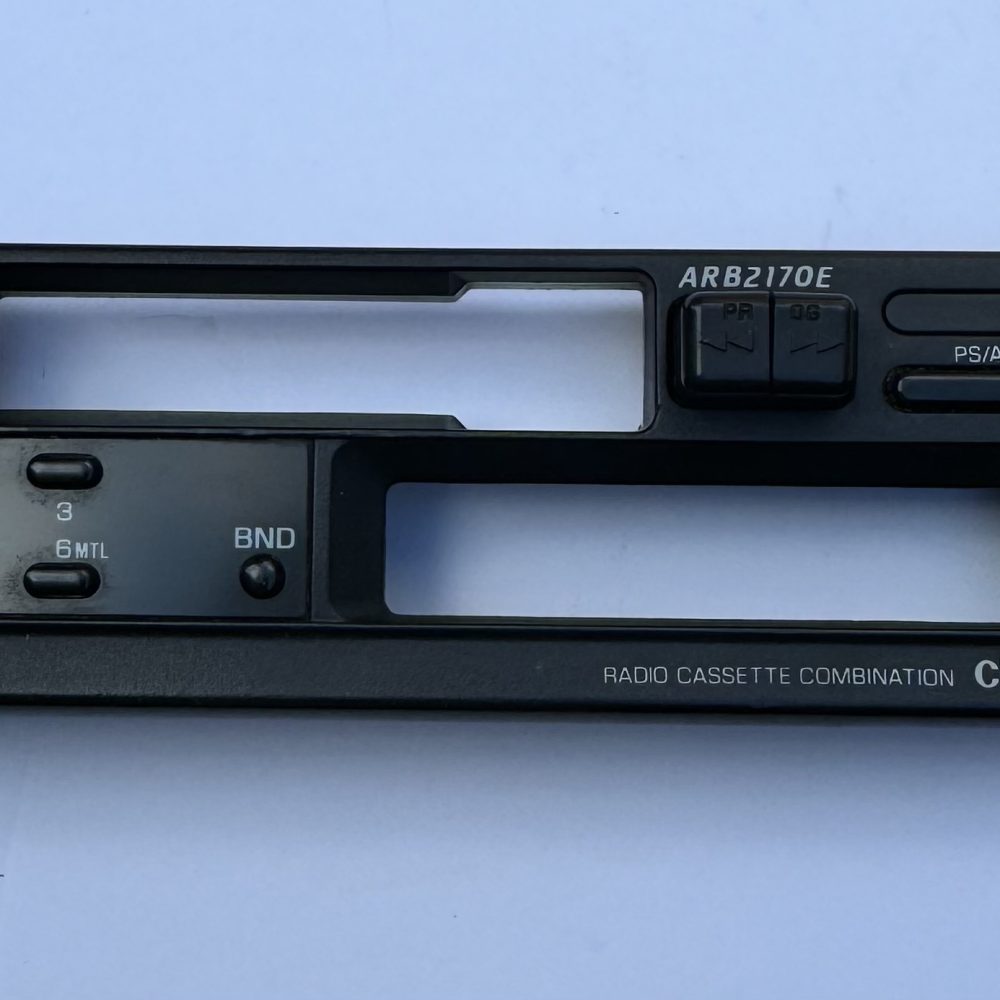 Clarion Arb2170e Car Stereo Cassette Face Front Panel