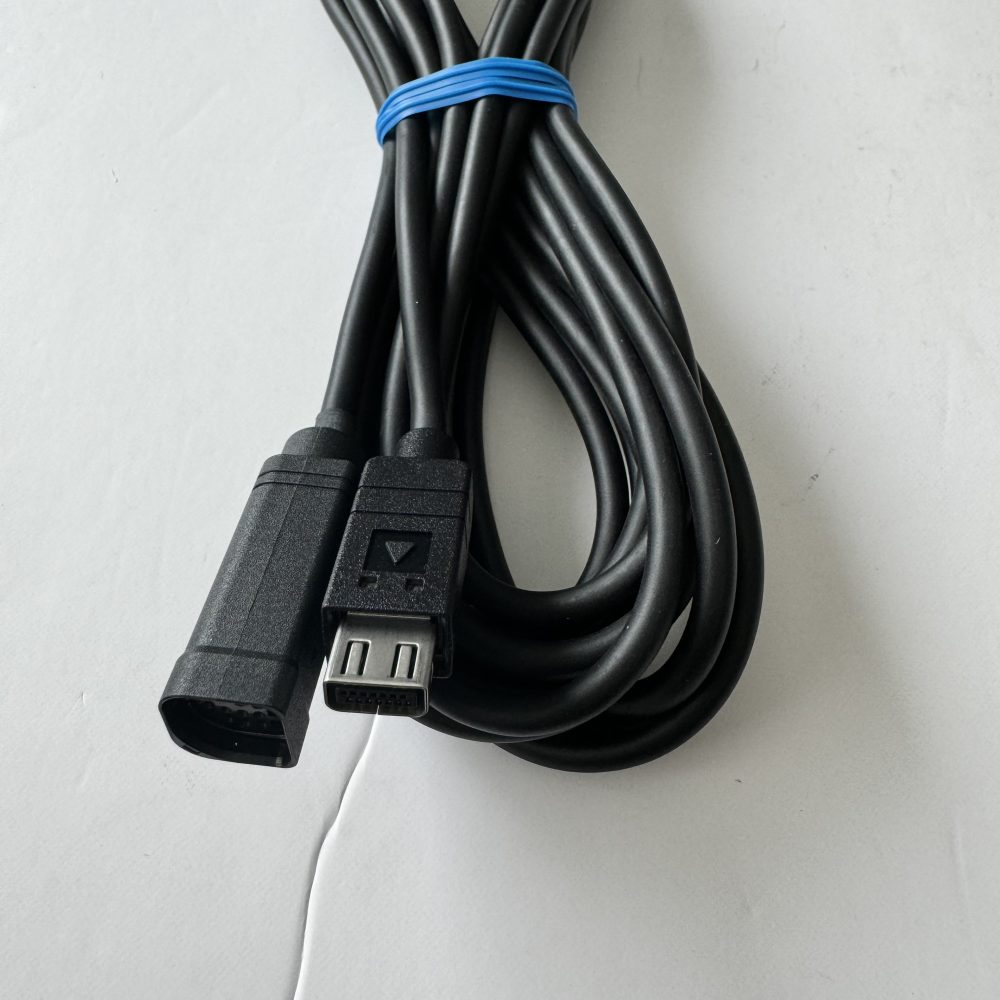 Alpine Ionbus to D-Link bus lead connector set New genuine