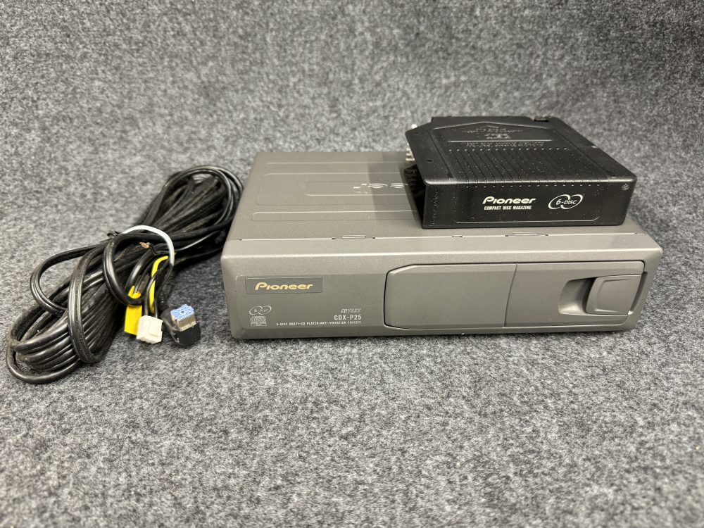 Pioneer Cdx-P25 old school 6 disc Cd changer