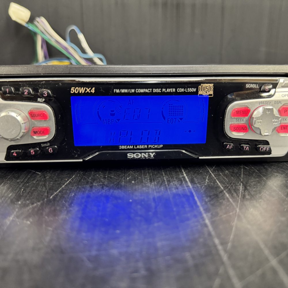 Sony Cdx-L550v Car Radio Stereo Cd Player Vw BMW blue display version