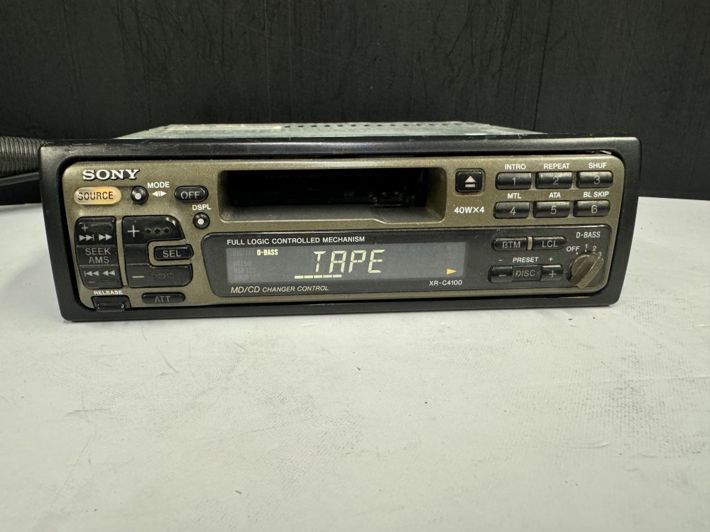 Sony Xr-C4100 Car Radio Stereo cassette player with Cd changer control - Image 3