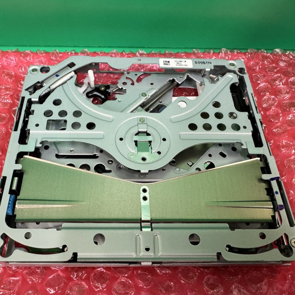 Original DV39M16S DV39M DV38M DV39M16C single car DVD mechanism for Mercedes BMW VOLVO