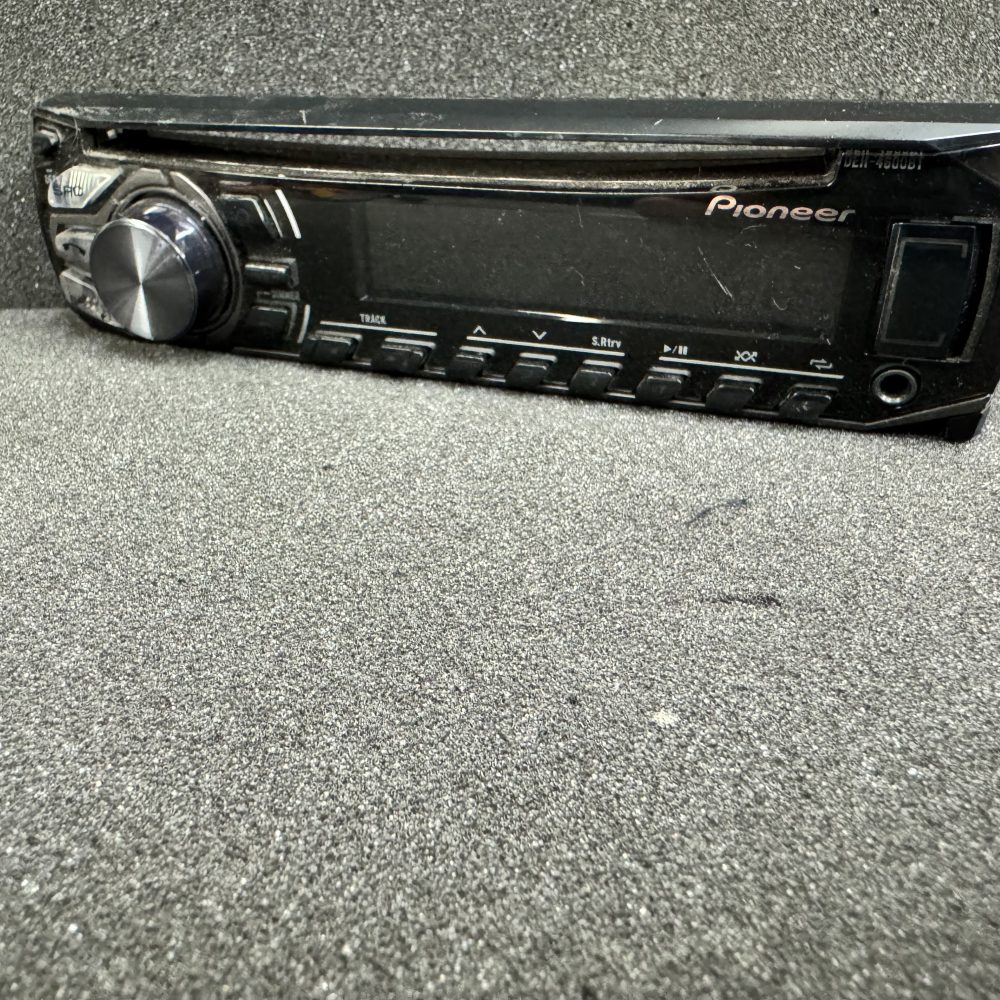 Pioneer Deh-4600bt Front Face Panel Only