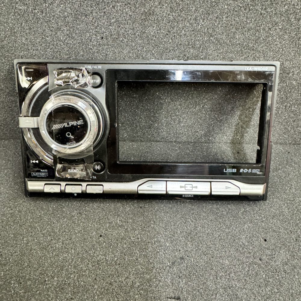 Alpine Ixa-W404r Front Face Panel Nose Piece Outer Panel Only used with volume knob