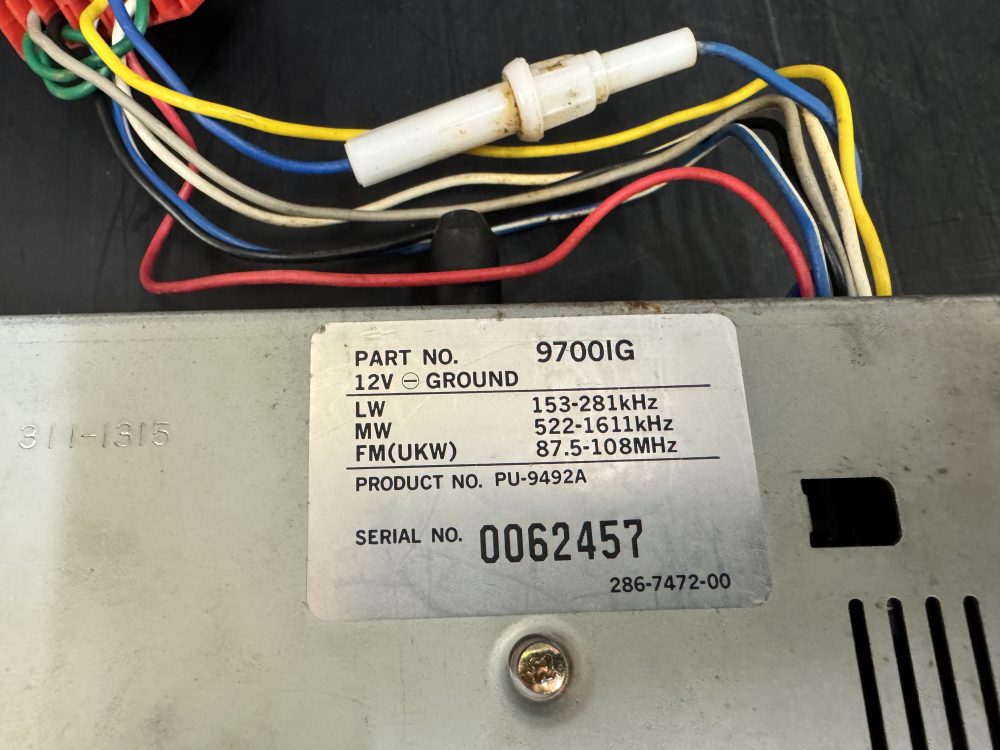Old Classic Peugeot 205 Clarion Pu-9492a Car Radio Cassette Player With Code - Image 5