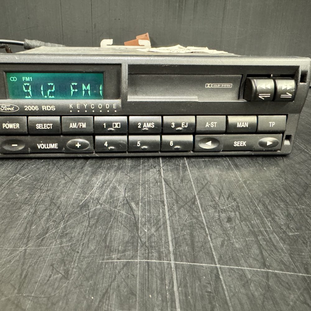Ford early Fiesta escort mondeo old 2006rds Car Radio Cassette Player With Code