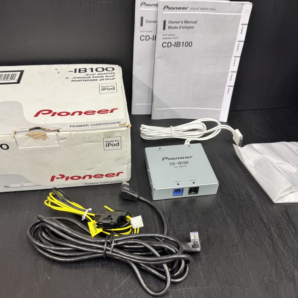Pioneer Cd-Ib100 New old stock aux in iPod lead kit