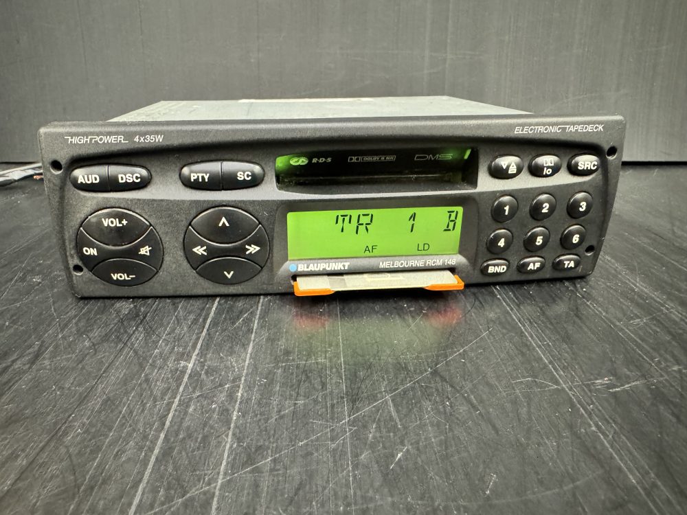 Blaupunkt Melbourne Rcm 148 old car radio cassette player With changer Control green - Image 3