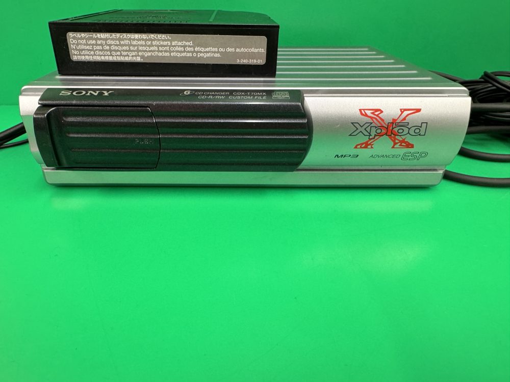 Sony Car Radio Stereo 6 Disc Plug In Cd MP3 Changer Model Cdx-T70mx - Image 3