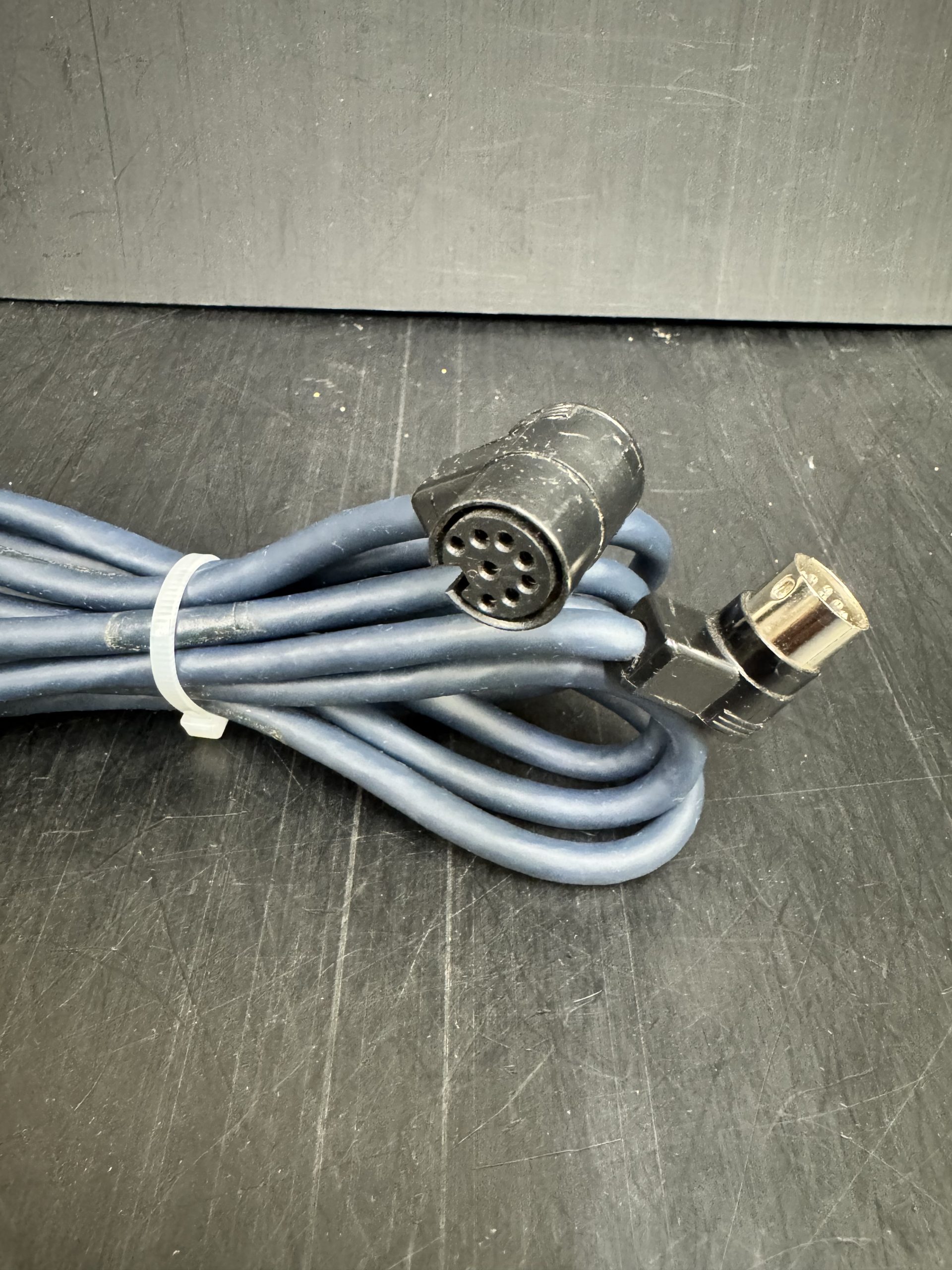 8 Pin Alpine M-Bus AUX Input Lead 3.5 Mm DIN Jack Radio