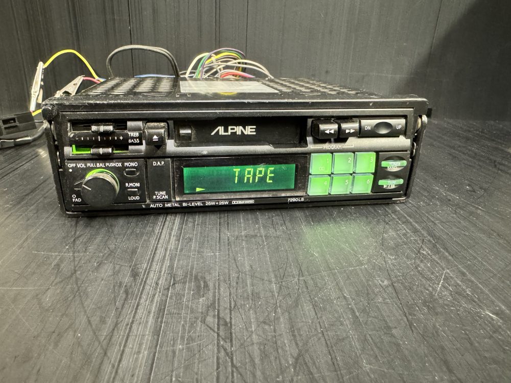 Alpine 7290LS old Classic pull out radio cassette player - Image 3