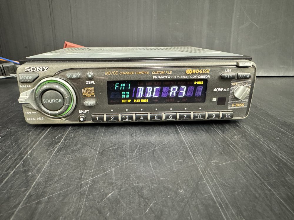 Sony Cdx-C5850r retro CD player Gold Pre outs changer controller