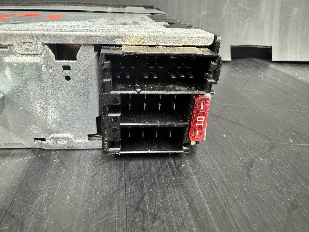 Old Classic Peugeot Car Radio Cassette Player With Code 22rc200 - Image 6