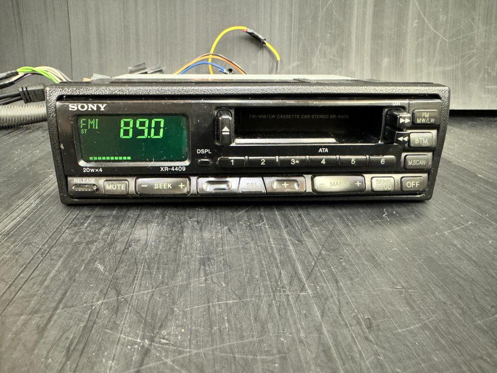 Old Sony Car Radio Stereo Cassette Player Model Xr-4409 Retro 90s Vintage Retro