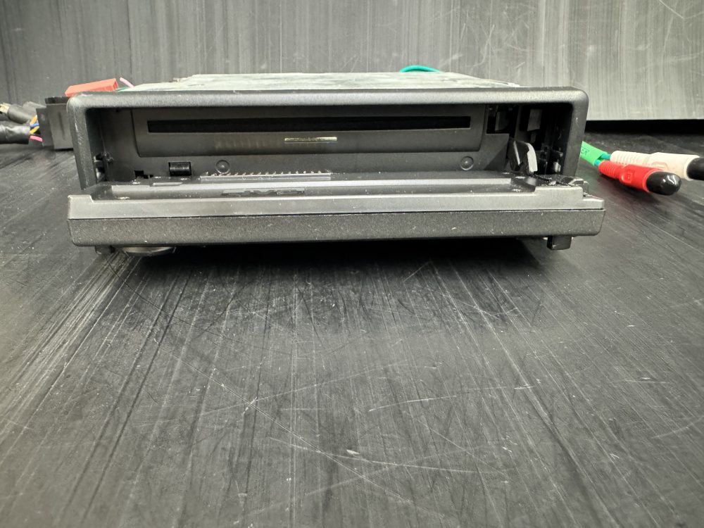 Jvc Kd-Sx950 car Radio Cd media Player with cd control high spec - Image 4