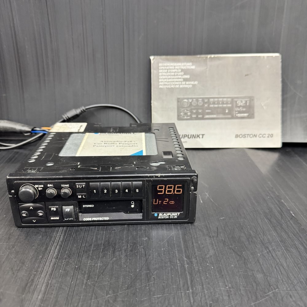 Blaupunkt Boston CC20 old car radio cassette player