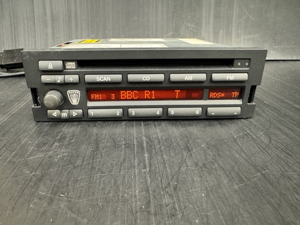 Blaupunkt Rover Xqe100380 Car Radio Stereo head unit with code