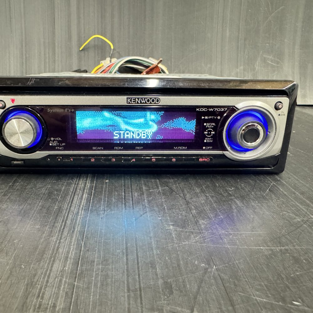 Kenwood Kdc-W7037 Car radio head unit CD player with Changer Control