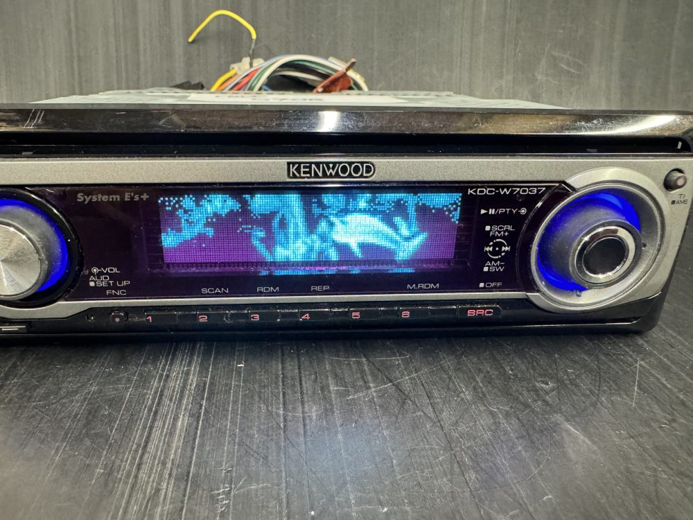 Kenwood Kdc-W7037 Car radio head unit CD player with Changer Control - Image 3
