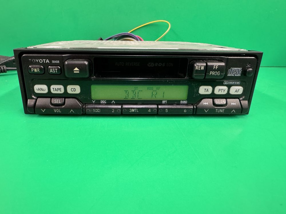 Toyota 58408 Oem radio cassette head unit