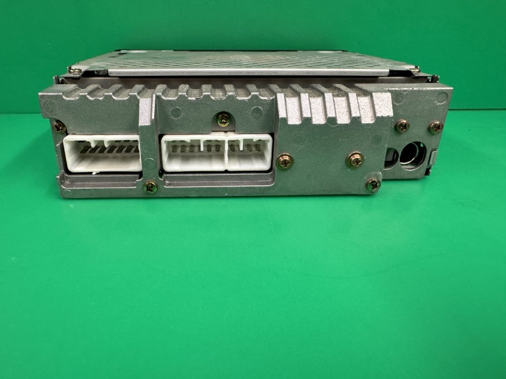 Toyota 58408 Oem radio cassette head unit - Image 7