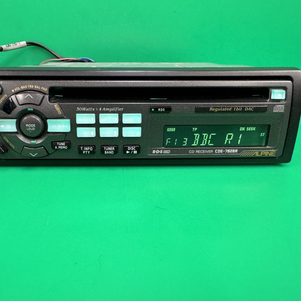 Alpine Car Radio Stereo Cd Player Model Cde-7828r with Green Illumination